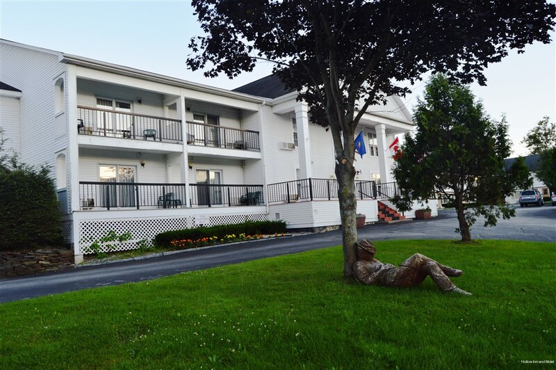 Фото Hollow Inn and Motel