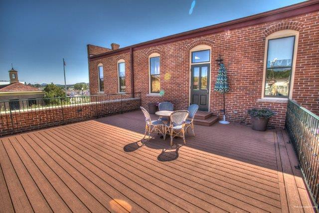 Фото Rock Crest Lodge And Cabins