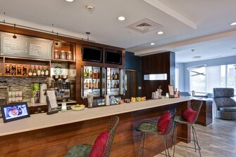 Фото Courtyard by Marriott Long Island Islip/Courthouse Complex