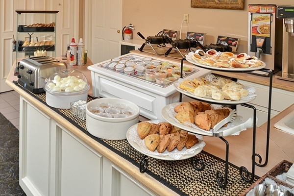 Фото Blue Dolphin Inn