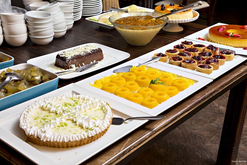 Фото Black Stream Hotel