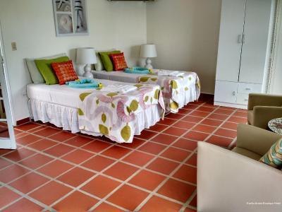 Фото Karibu Aruba Boutique Hotel