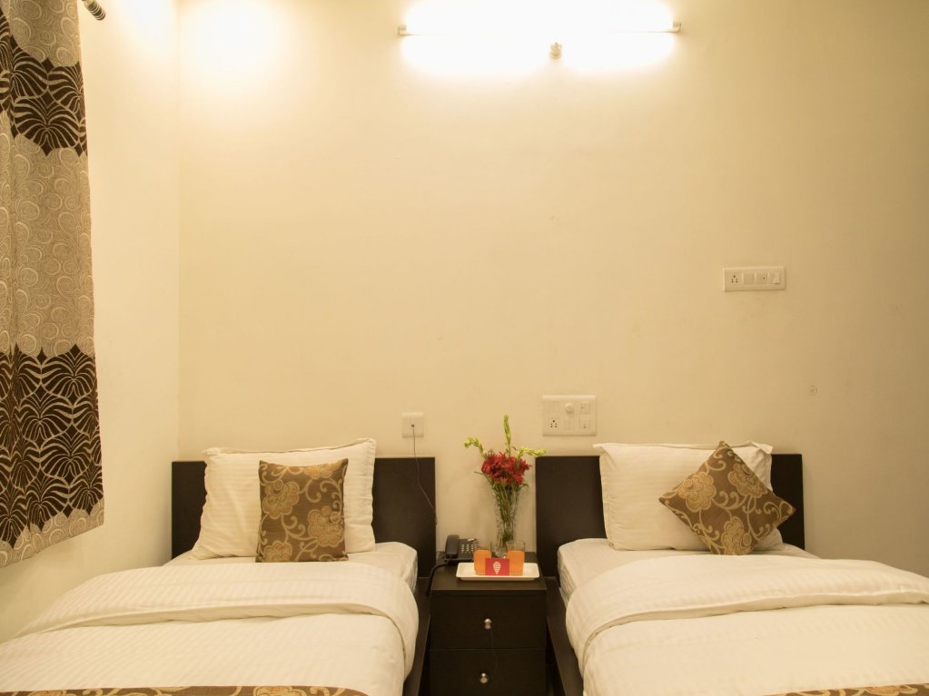 Фото Oyo 9023 Dwarka Inn