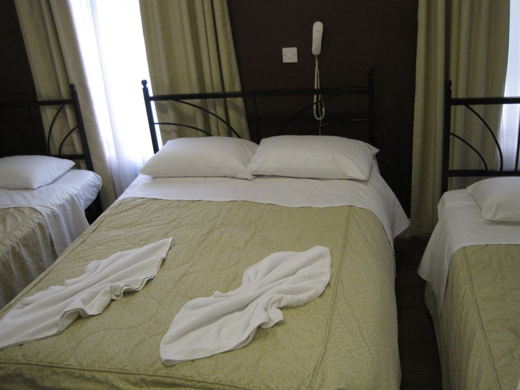 Фото King's Cross Hotel