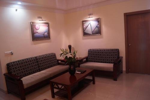 Фото The Orchard