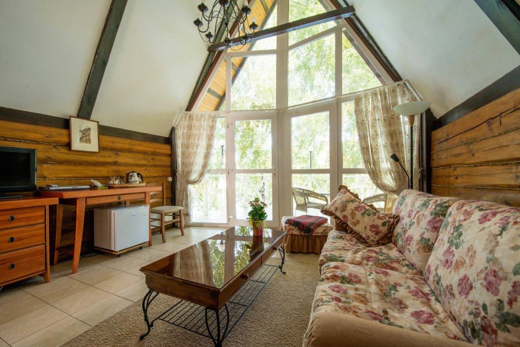 Фото Конюшенный двор