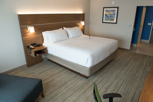 Гостиница Holiday Inn Express & Suites Orland Park - Mokena, an Ihg Hotel