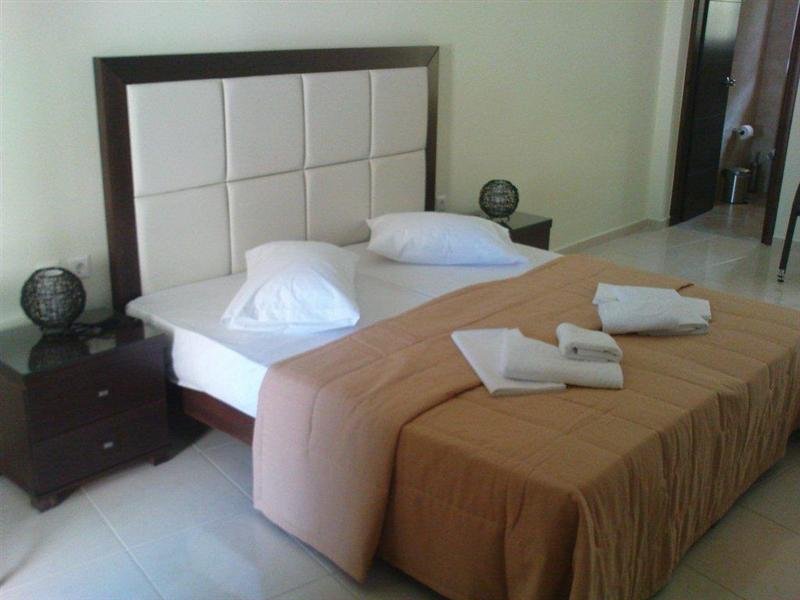 Фото Sarpidon Suites