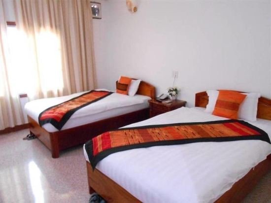 Фото Mittaphap Hotel II