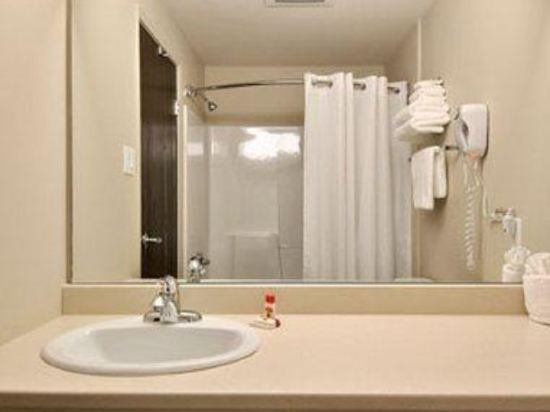 Фото Super 8 by Wyndham Windsor Ns