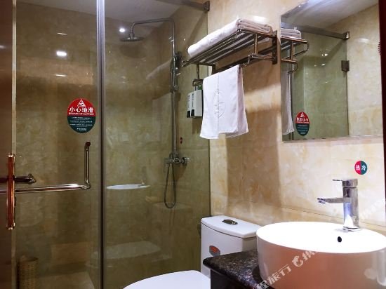 Фото GreenTree Inn HanZhong Railway Station BeiYiHuan Road Express Hotel