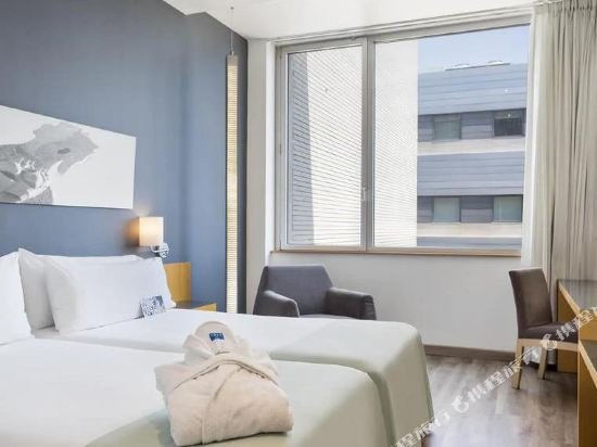 Фото INNSiDE Barcelona Aeropuerto