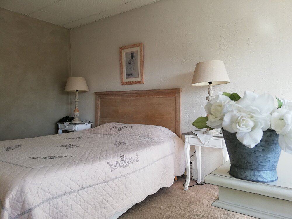 Фото Hôtel Le Castellan