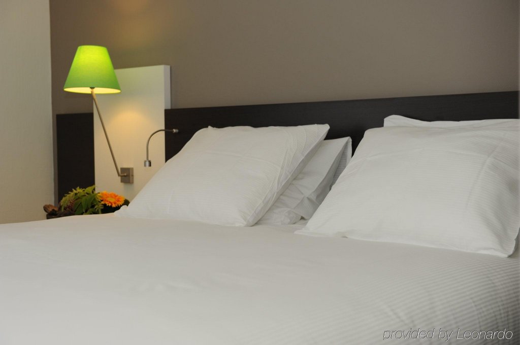 Фото Postillion Hotel Utrecht Bunnik