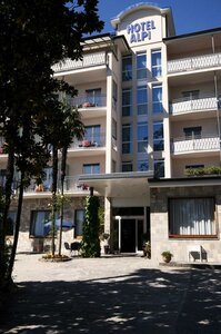 Гостиница Hotel Alpi в Бавене