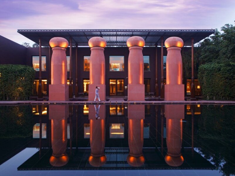 Гостиница The Roseate New Delhi в Дели