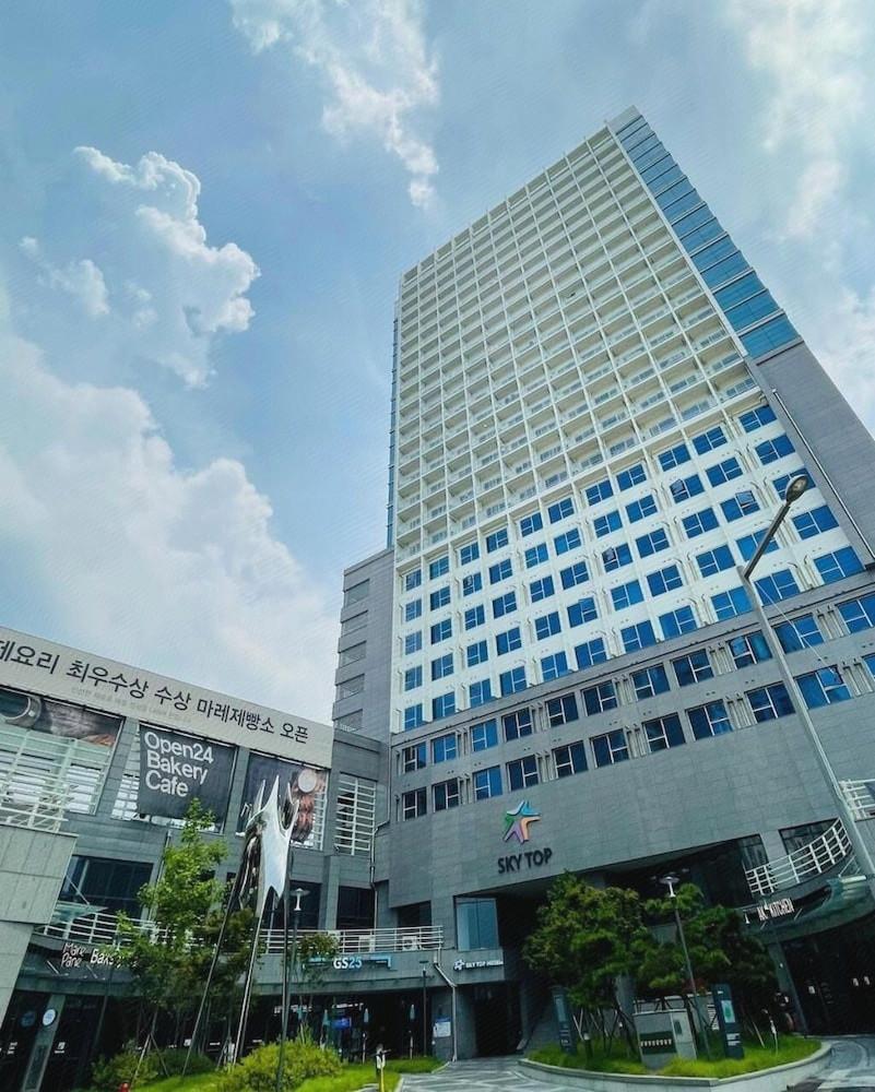 Фото Skytop Hotel Incheon Airport
