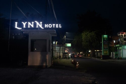 Гостиница Lynn Hotel Serang в Серанге