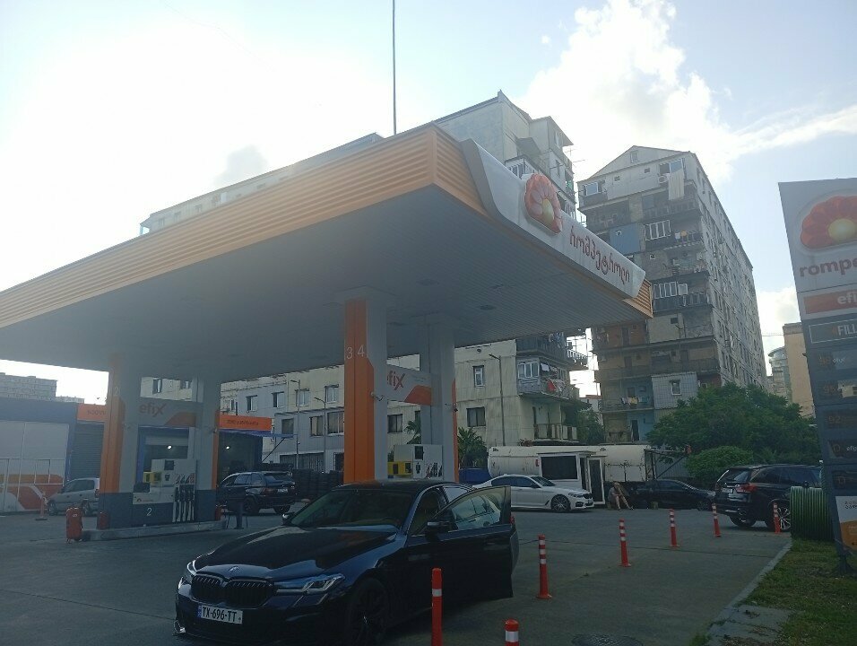 Gas station Rompetrol, Batumi, photo
