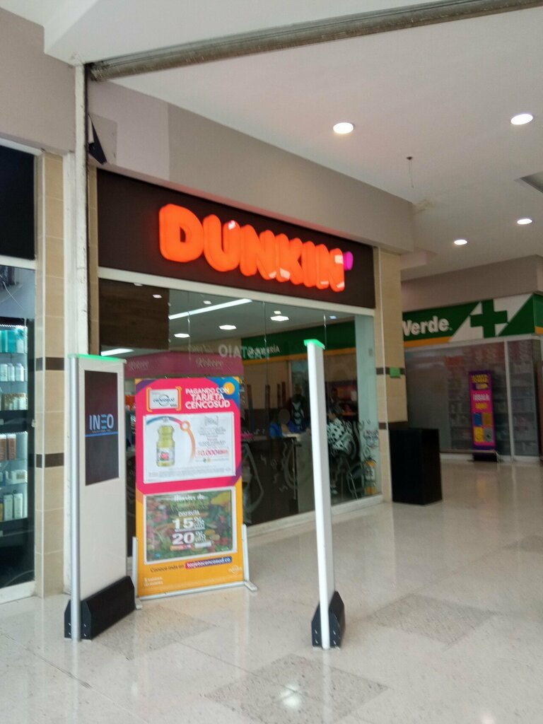 Cafe Dunkin, Bogota, photo