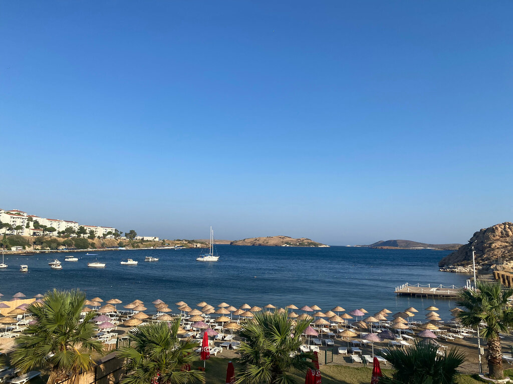 Beach Foca New Beach, Foca, photo