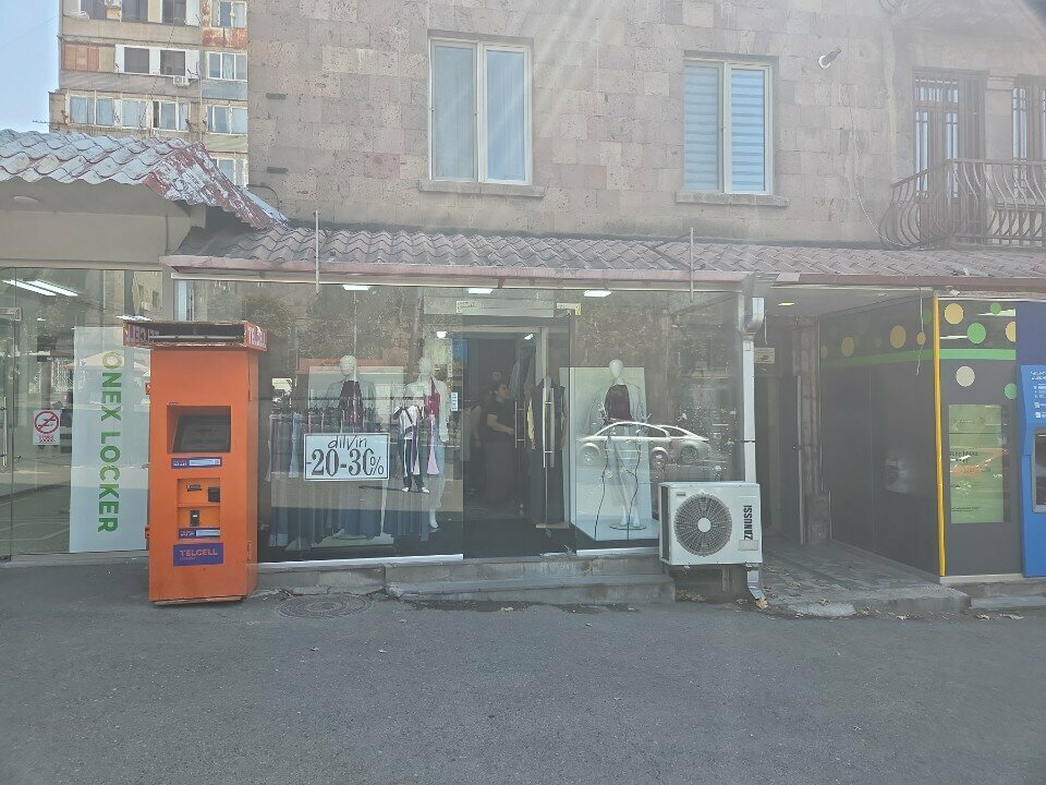 Clothing store Dilvin, Yerevan, photo