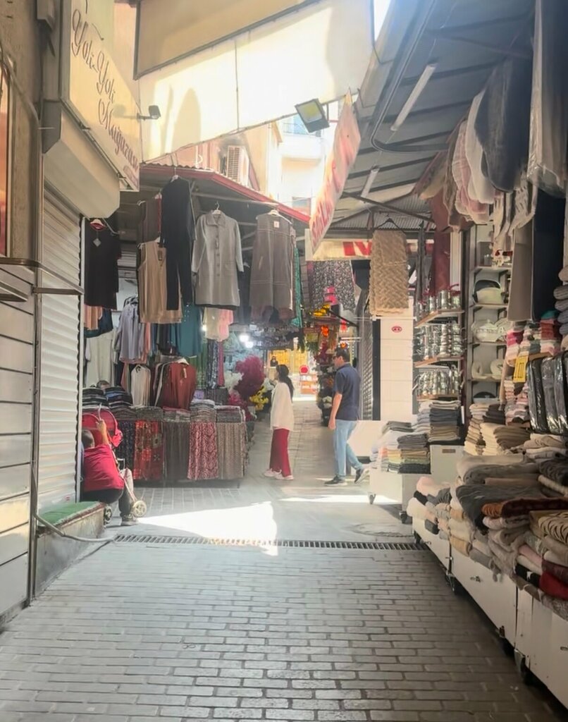 Shopping mall Bedesten Bazaar, Ortahisar, photo