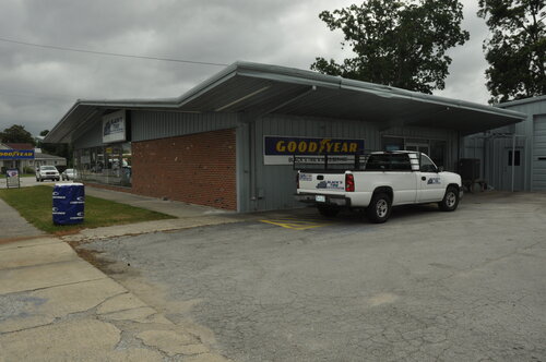 Tires and wheels Black's Tire & Auto Service, New Bern, photo