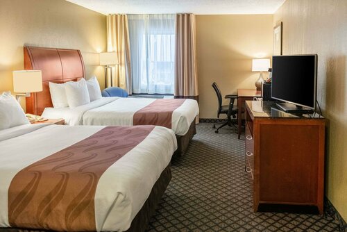 Гостиница Quality Inn & Suites