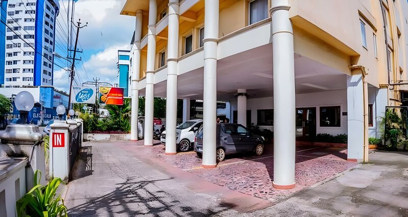 Гостиница Hotel Abad Metro в Коччи