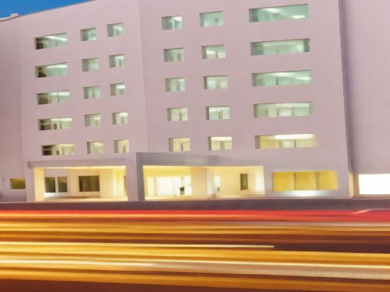 Фото Al Hail Waves Hotel Managed by Centara