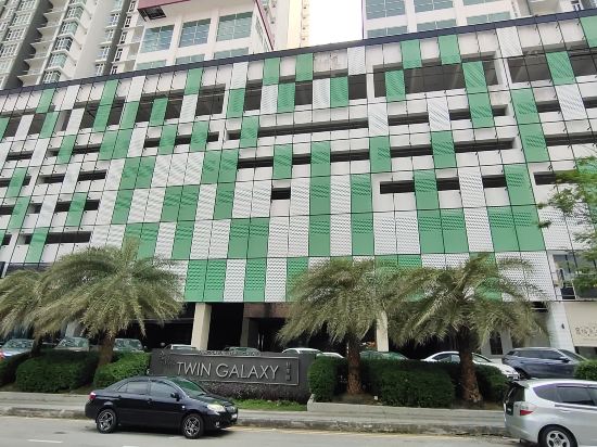 Фото Twin Galaxy Residences