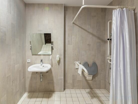 Фото B&b Hotel Mönchengladbach