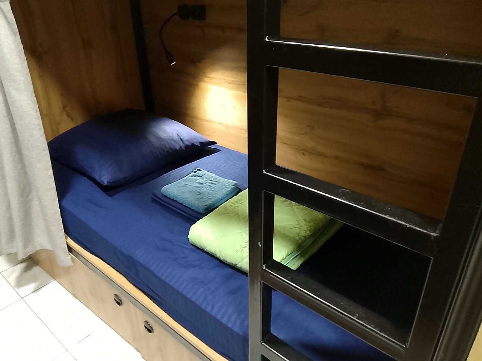 Фото Компас-комнаты у моря