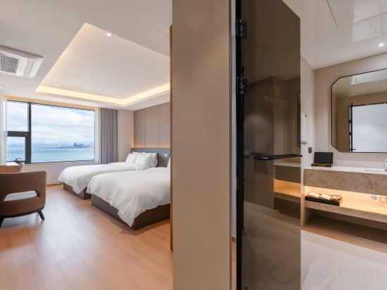 Фото Pohang Yeongildae N-beach