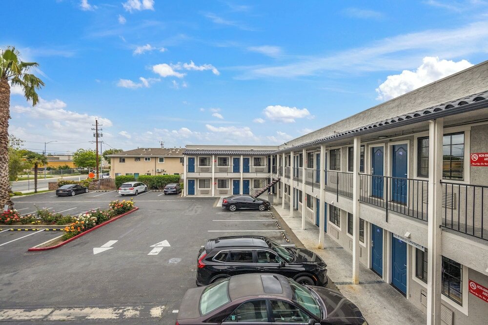 Фото Americas Best Value Inn Milpitas Silicon Valley