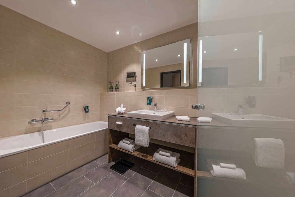 Фото Park Inn by Radisson Neumarkt