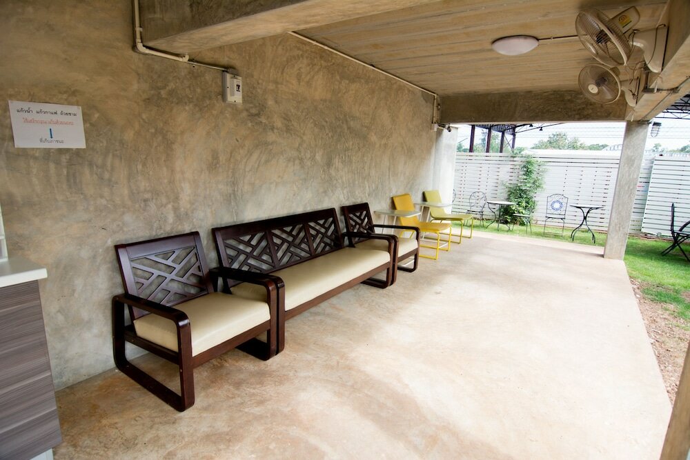 Фото Sunee Boutique Hotel