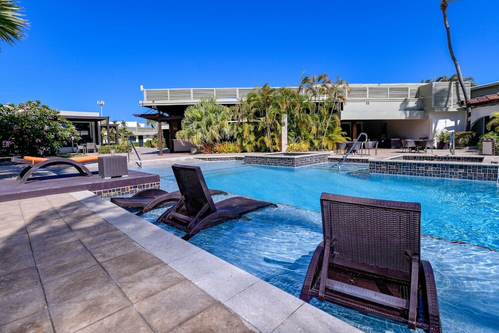 Фото Talk of the Town Hotel and Beach Club