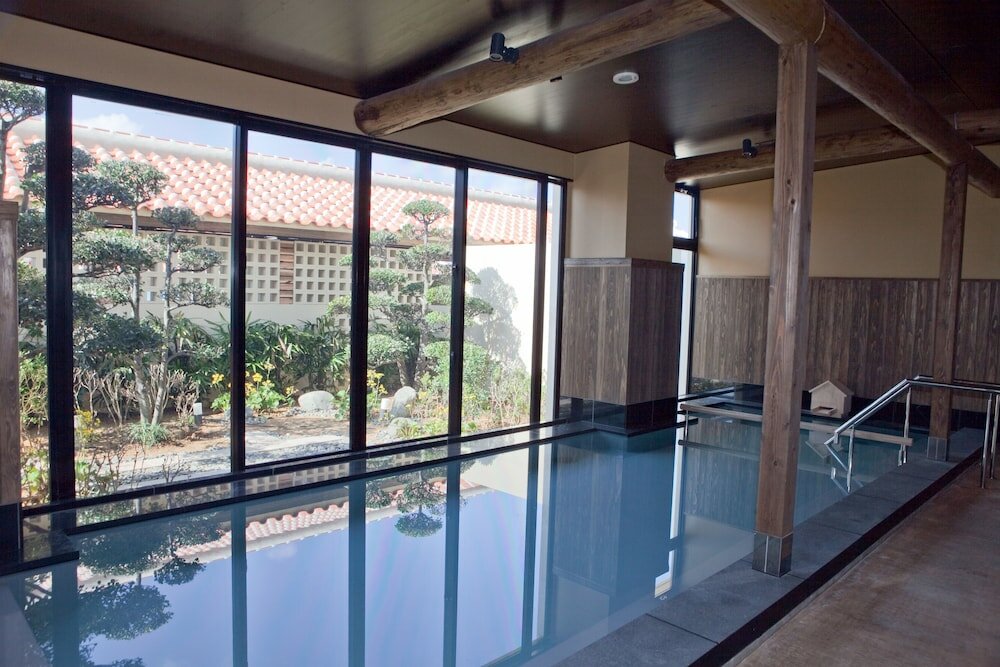 Фото Ryukyu Onsen Senagajima Hotel