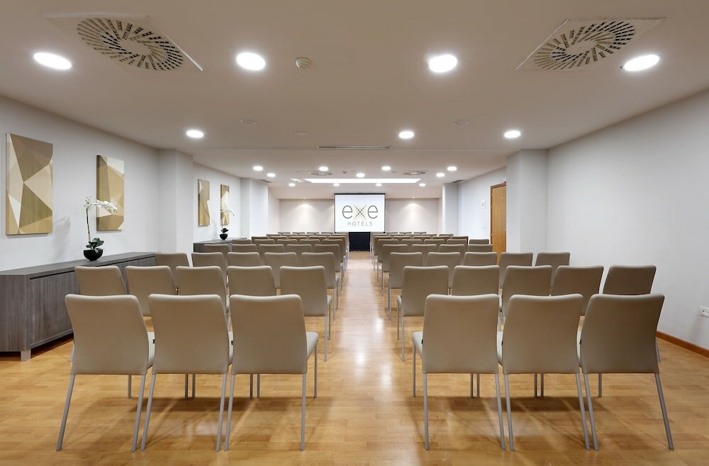 Фото Exe Zaragoza Wtc