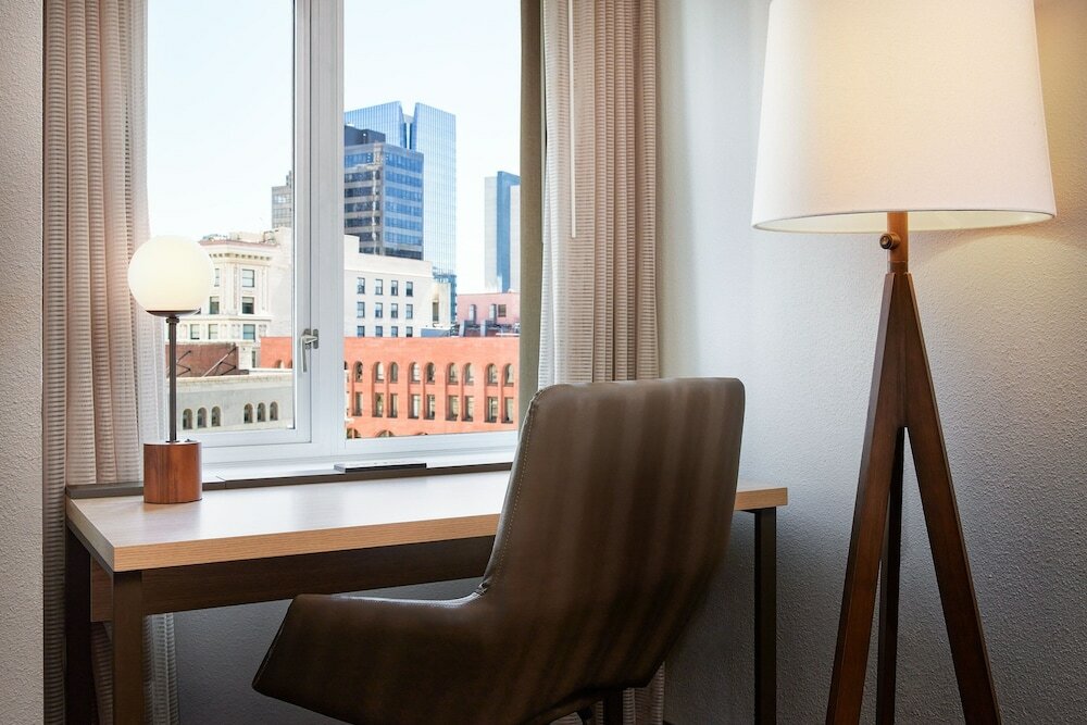 Фото Residence Inn by Marriott Denver City Center