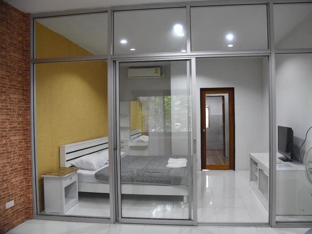 Фото Fairtex Residence Pattaya