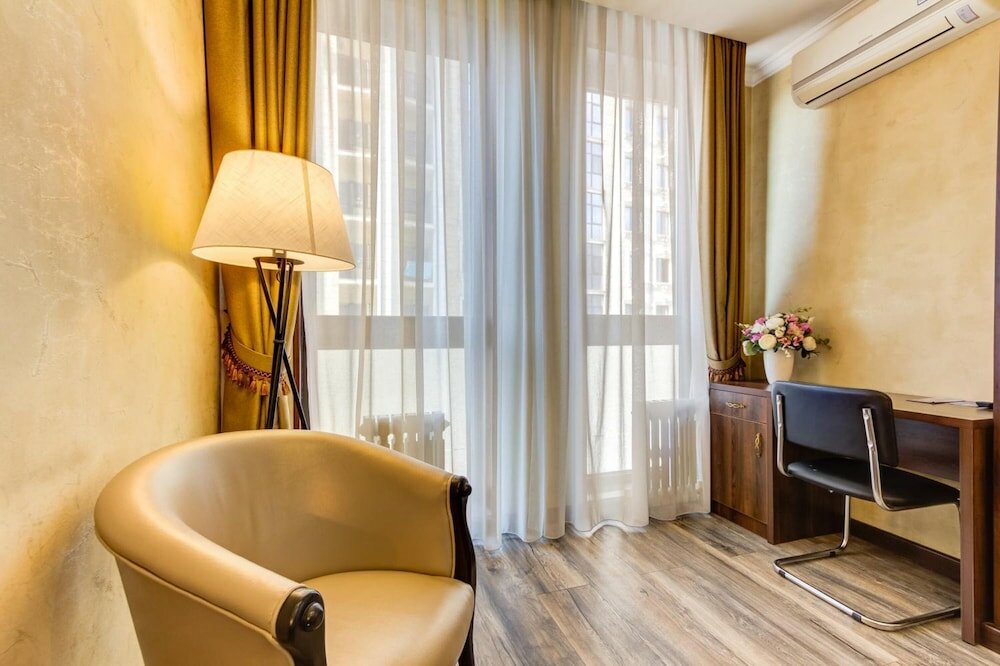 Фото Bishkek Centrum Hotel