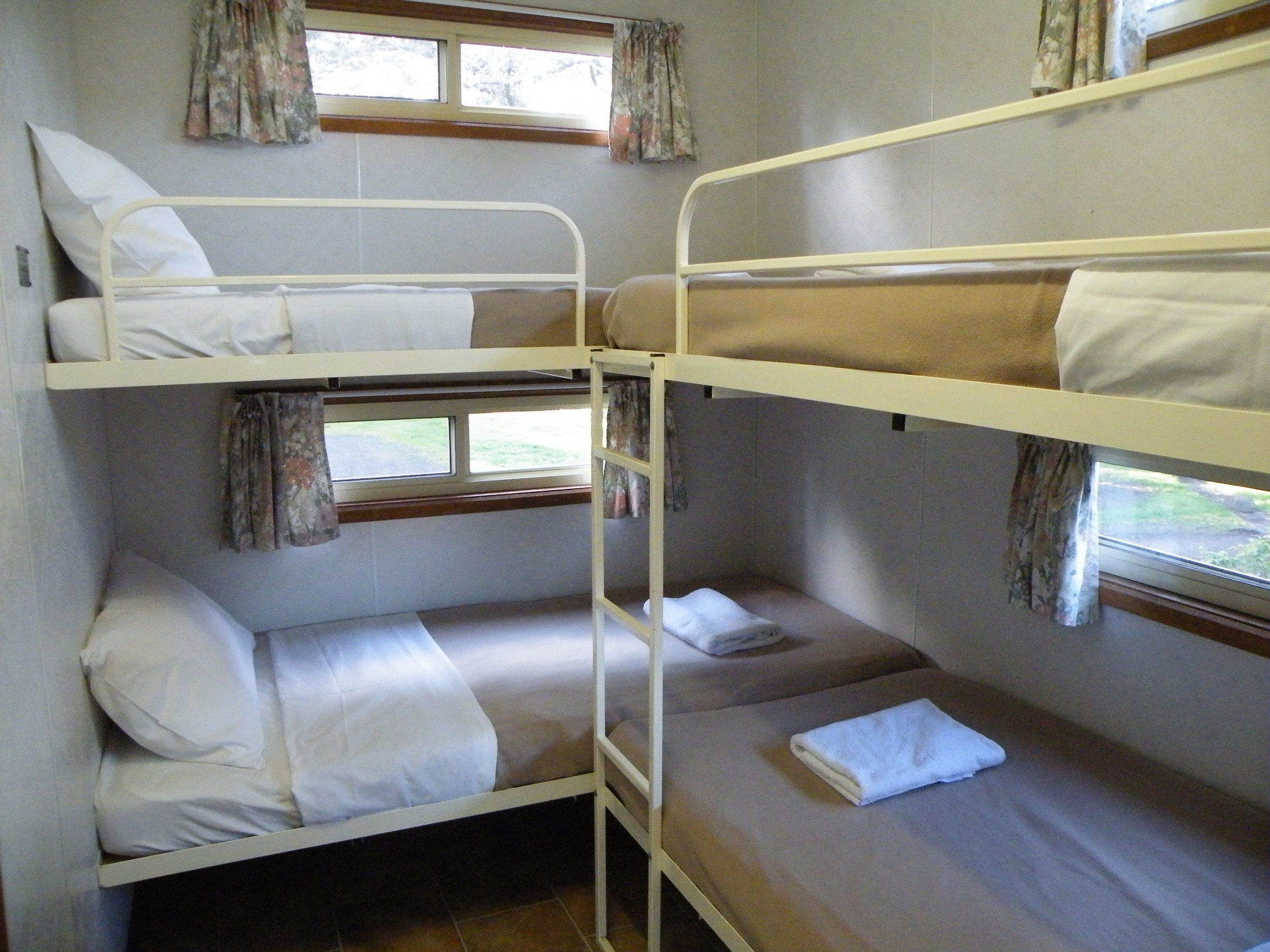 Фото Lake Hamilton Motor Village & Caravan Park