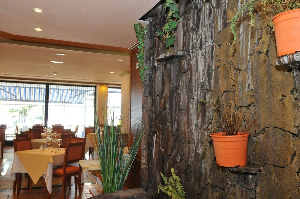 Фото Hotel Zentral Center Adults Only