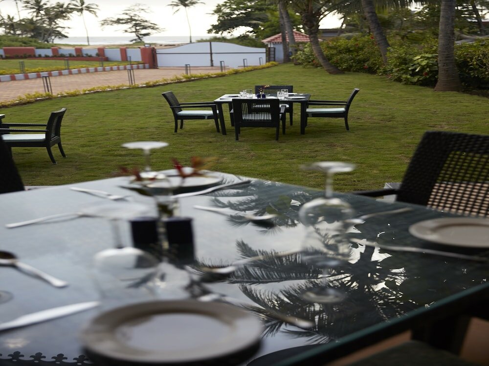 Фото Bollywood Sea Queen Beach Resort