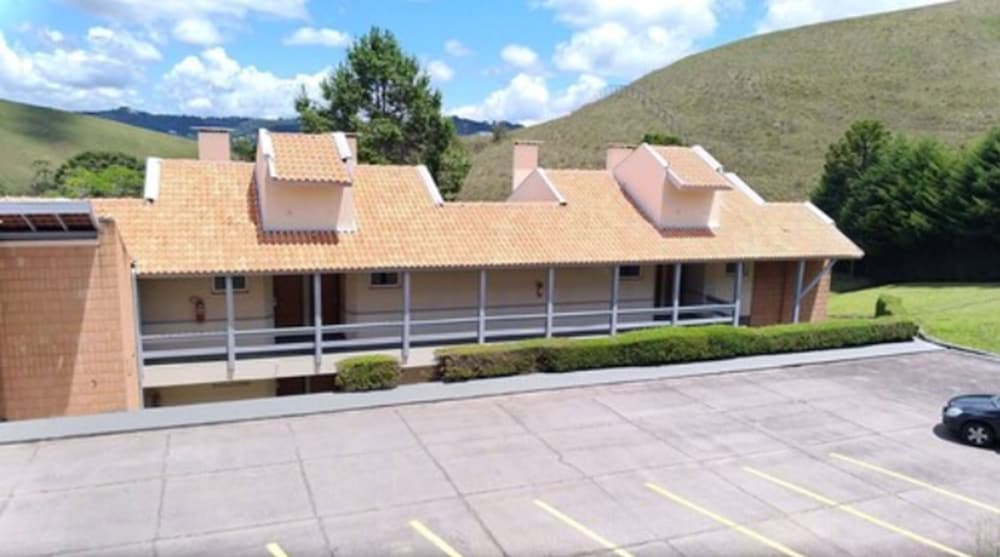 Фото Plaza Inn Week Inn