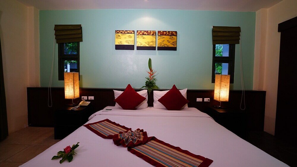 Фото Baan Khaolak Beach Resort