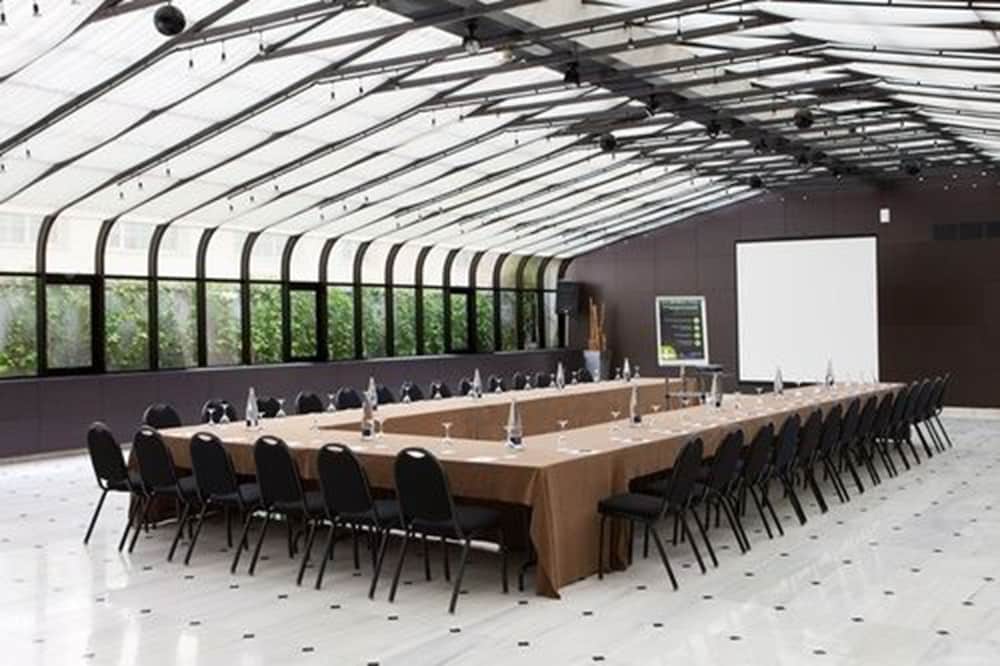 Фото URH Ciutat de Mataró